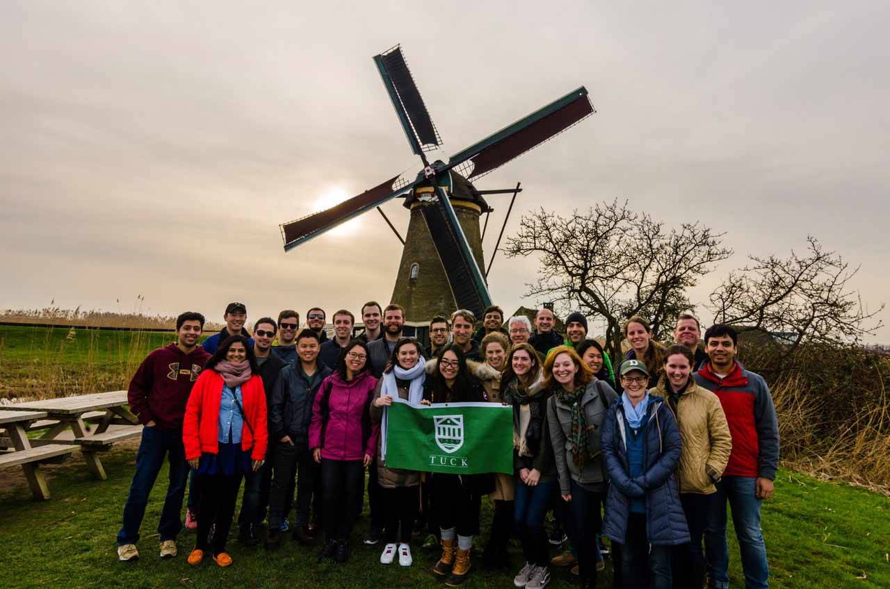 Tuck-TIAS partnership, students and professors from Tuck visit the Netherlands