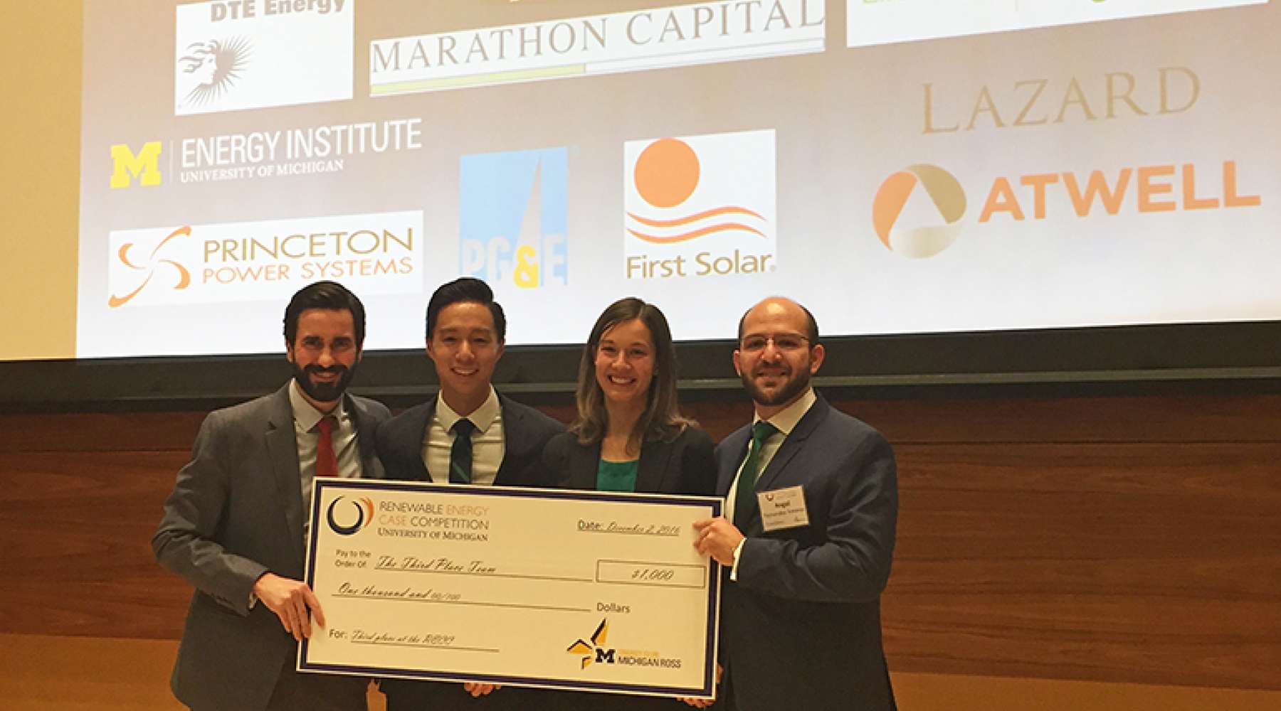 tuck-mba-students-renewable-energy-case-competition.jpg